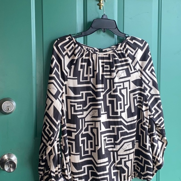 Richard Allen size 4 ladies signature top excellent condition - Picture 2 of 7